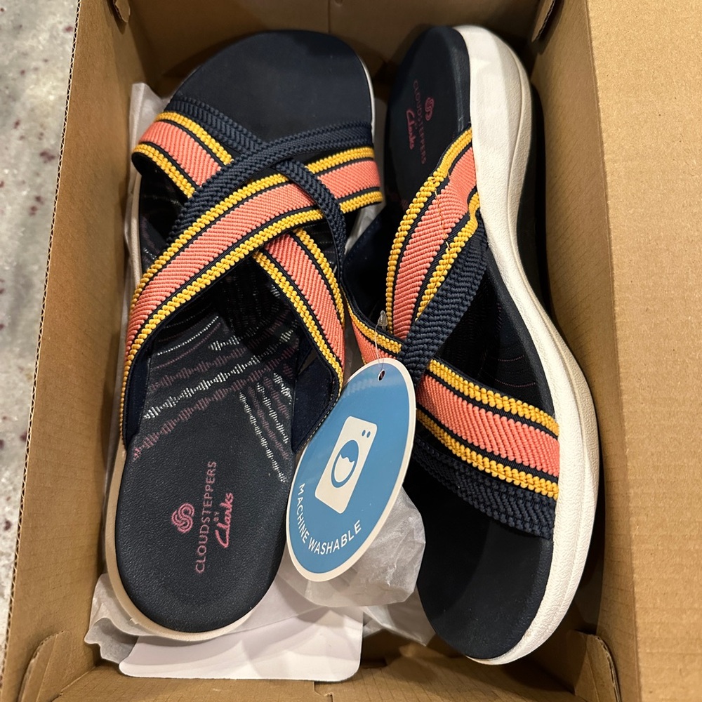 Cloudsteppers by Clarks Navy and Orange Sandals